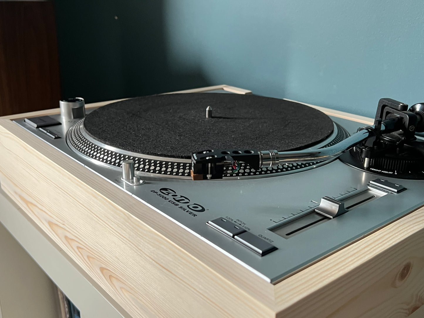 Plinto Technics SL 1200/1210 (pino natural)