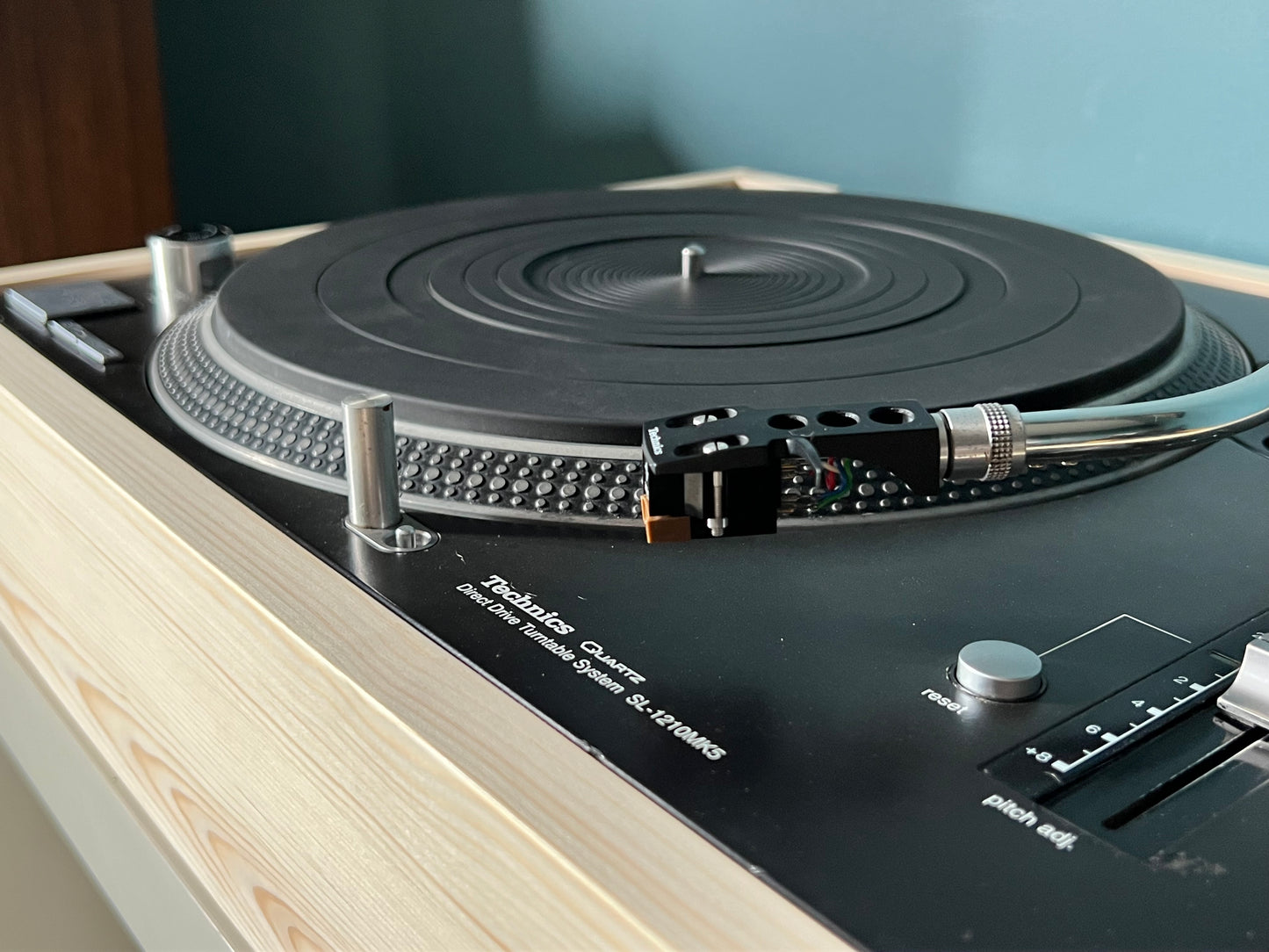 Plinto Technics SL 1200/1210 (pino natural)