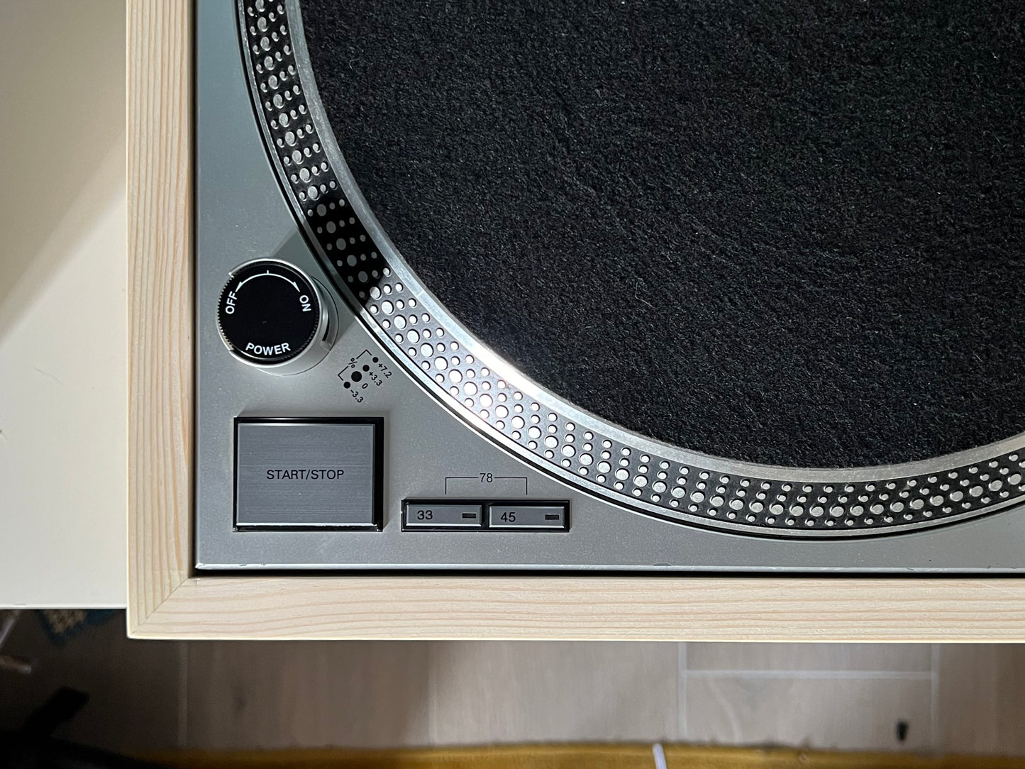 Plinto Technics SL 1200/1210 (pino natural)